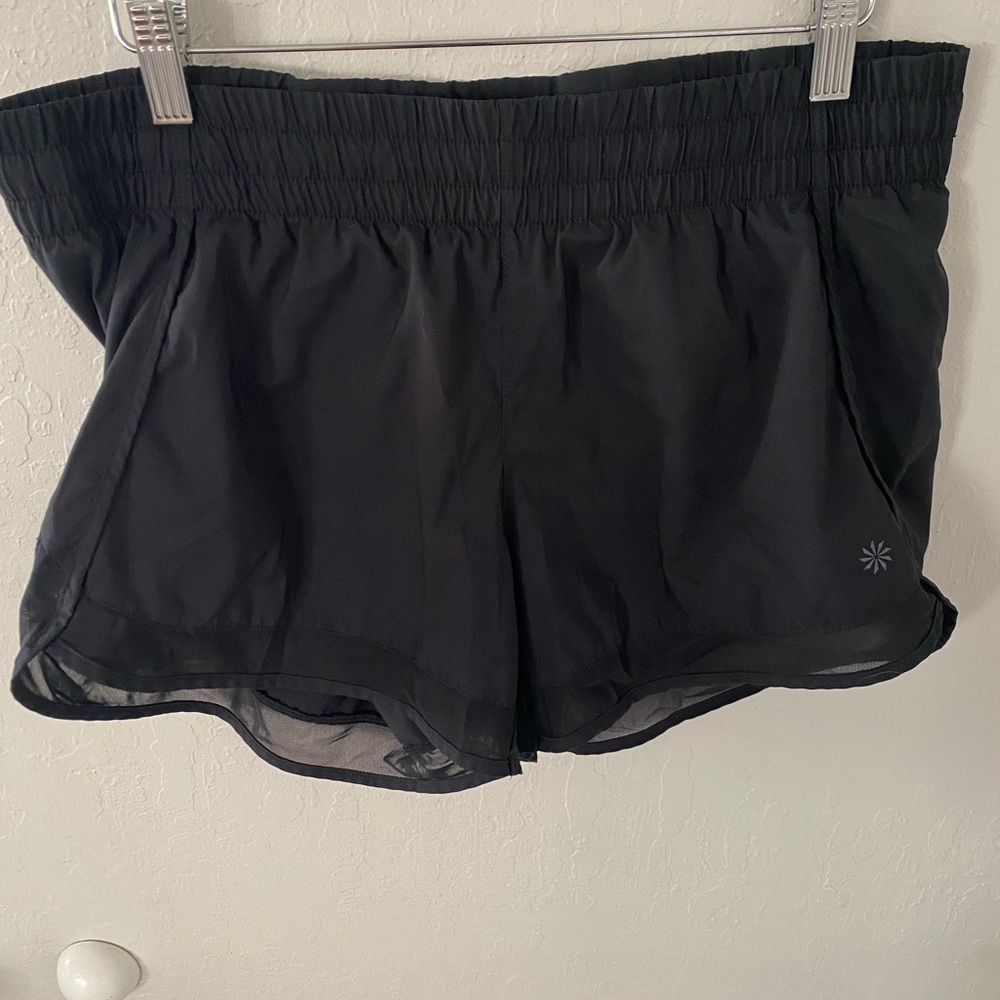 Athleta Mesh Racer Mid Rise Short 4” - Picture 4 of 6